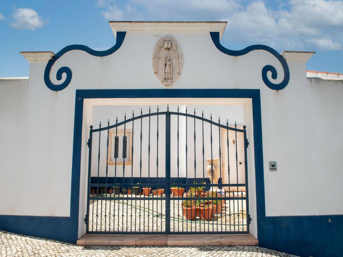 House With Authentic Tiling And Antique Furniture Villa Montemor-o-Novo Exterior photo